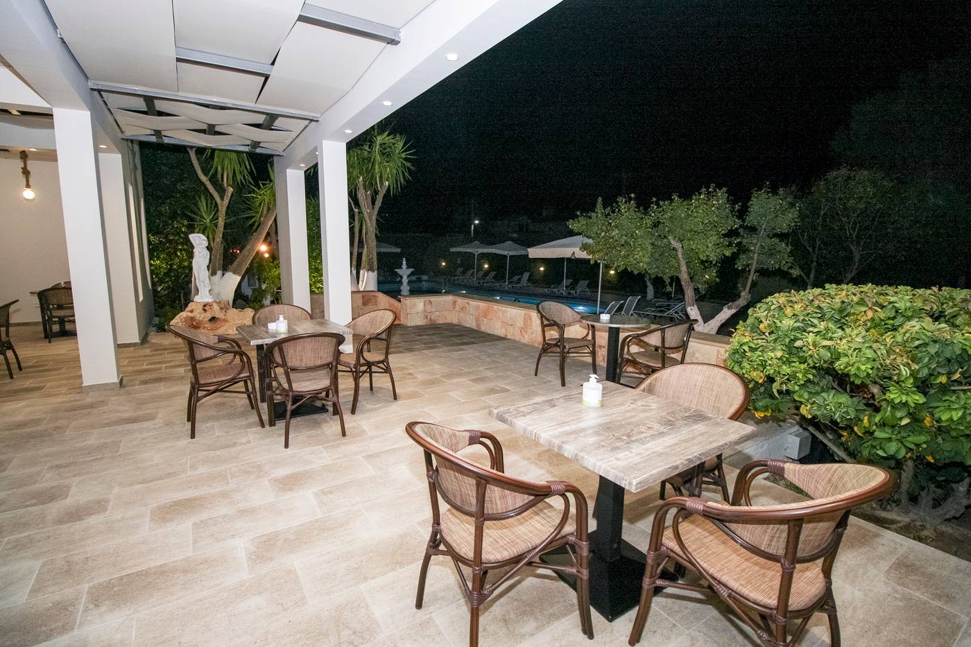 La-Cite-Hotel-Terrace-9