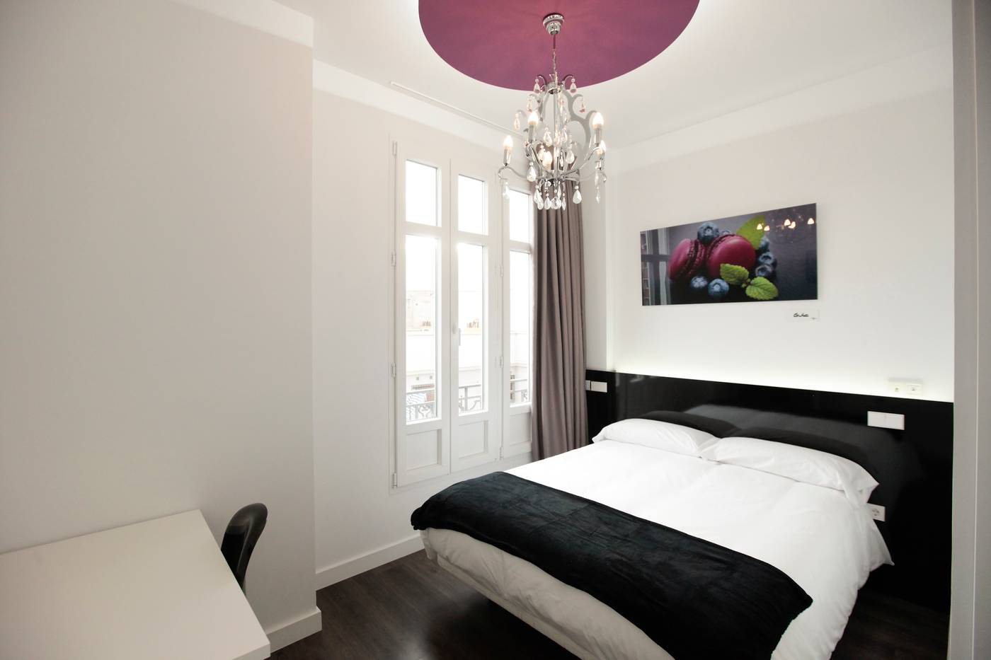 Vitium-Urban-Suites-Room-2