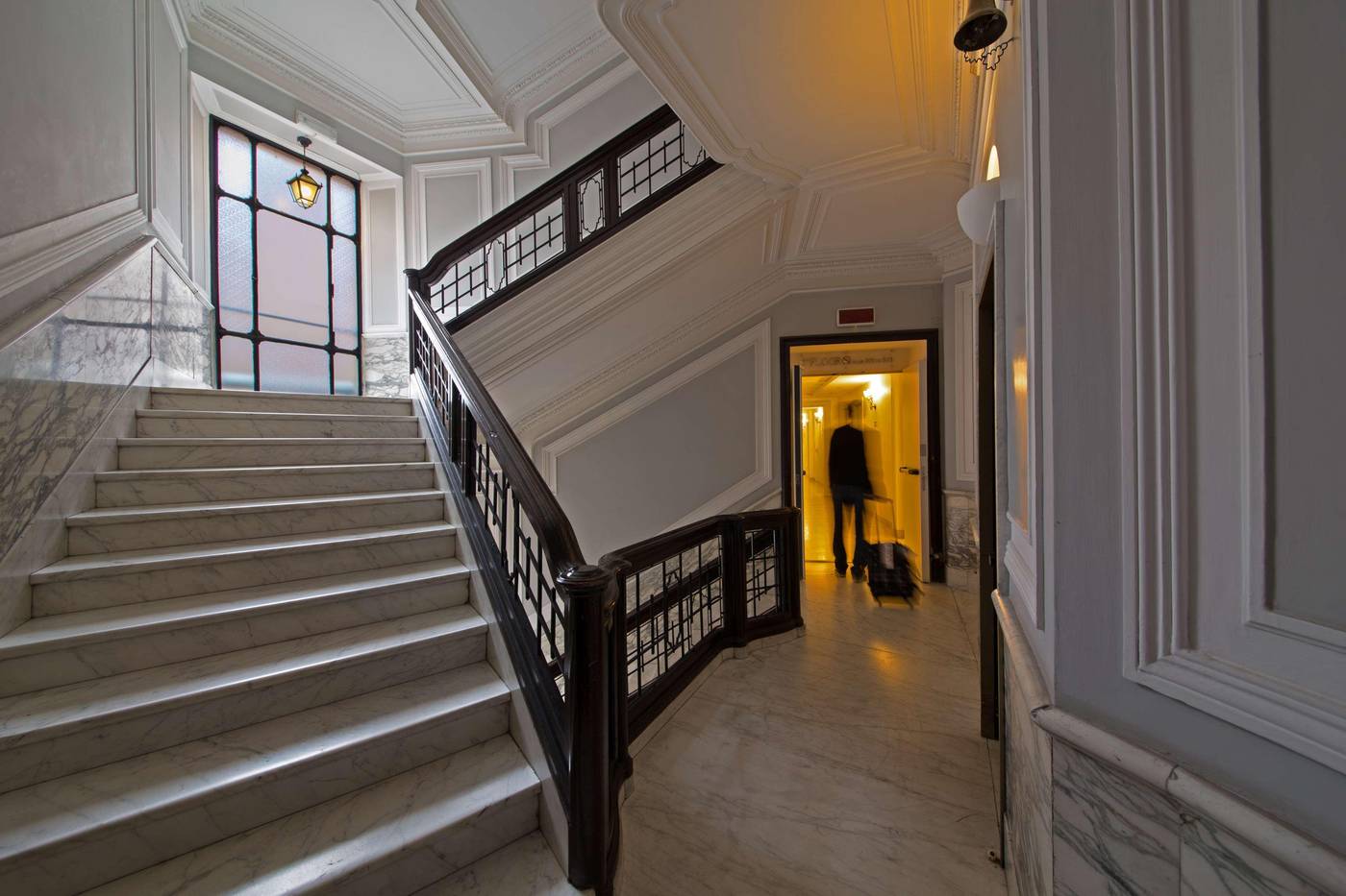 Best-Western-Hotel-Astrid-Lobby-27