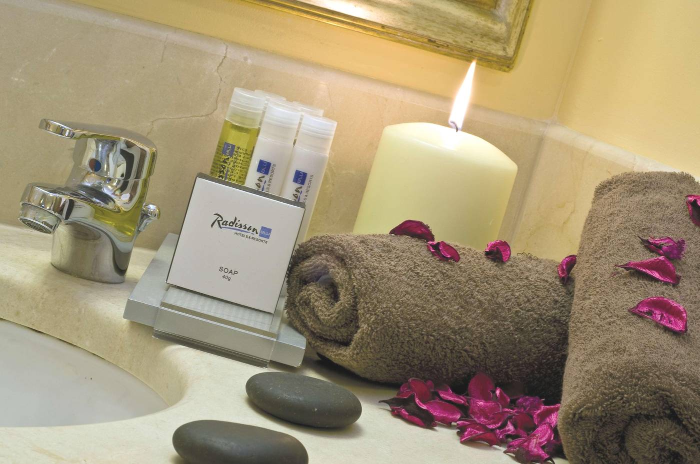 Radisson-Blu-Resort---Spa-Golden-Sands-Room-72