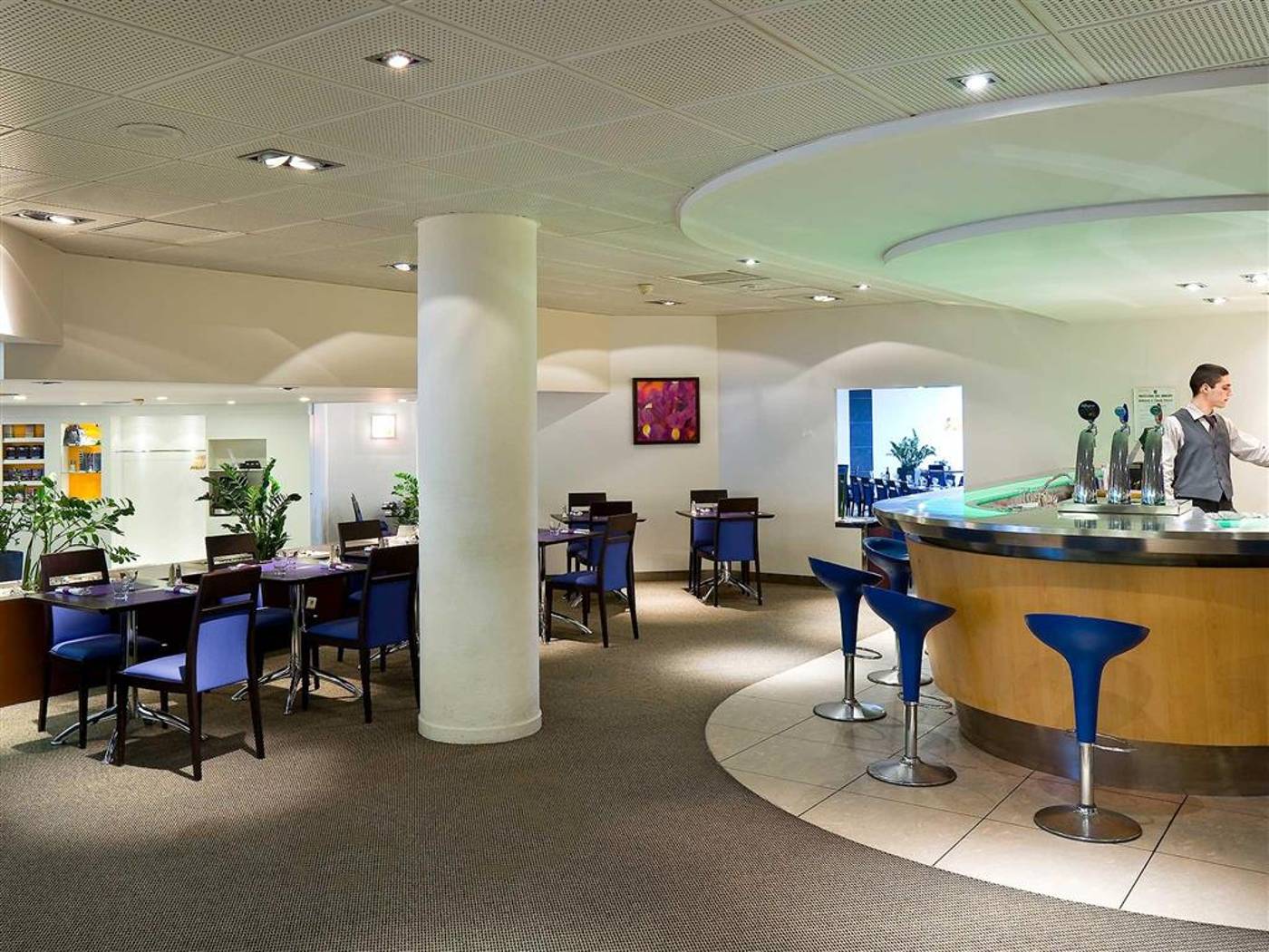 Novotel-Marne-La-Vallee-Noisy-Bar-16