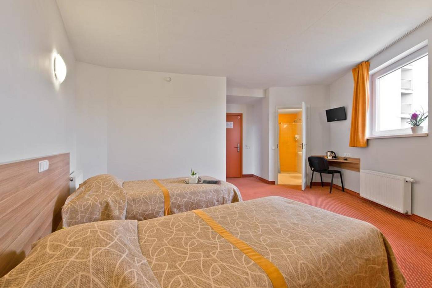 Green Hotel Vilnius-Lithuania-VILNIUS-Room-10