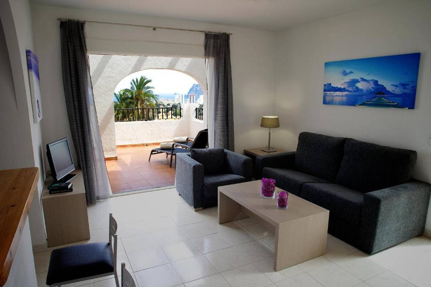 Bungalows-Imperial-Park-Room-18