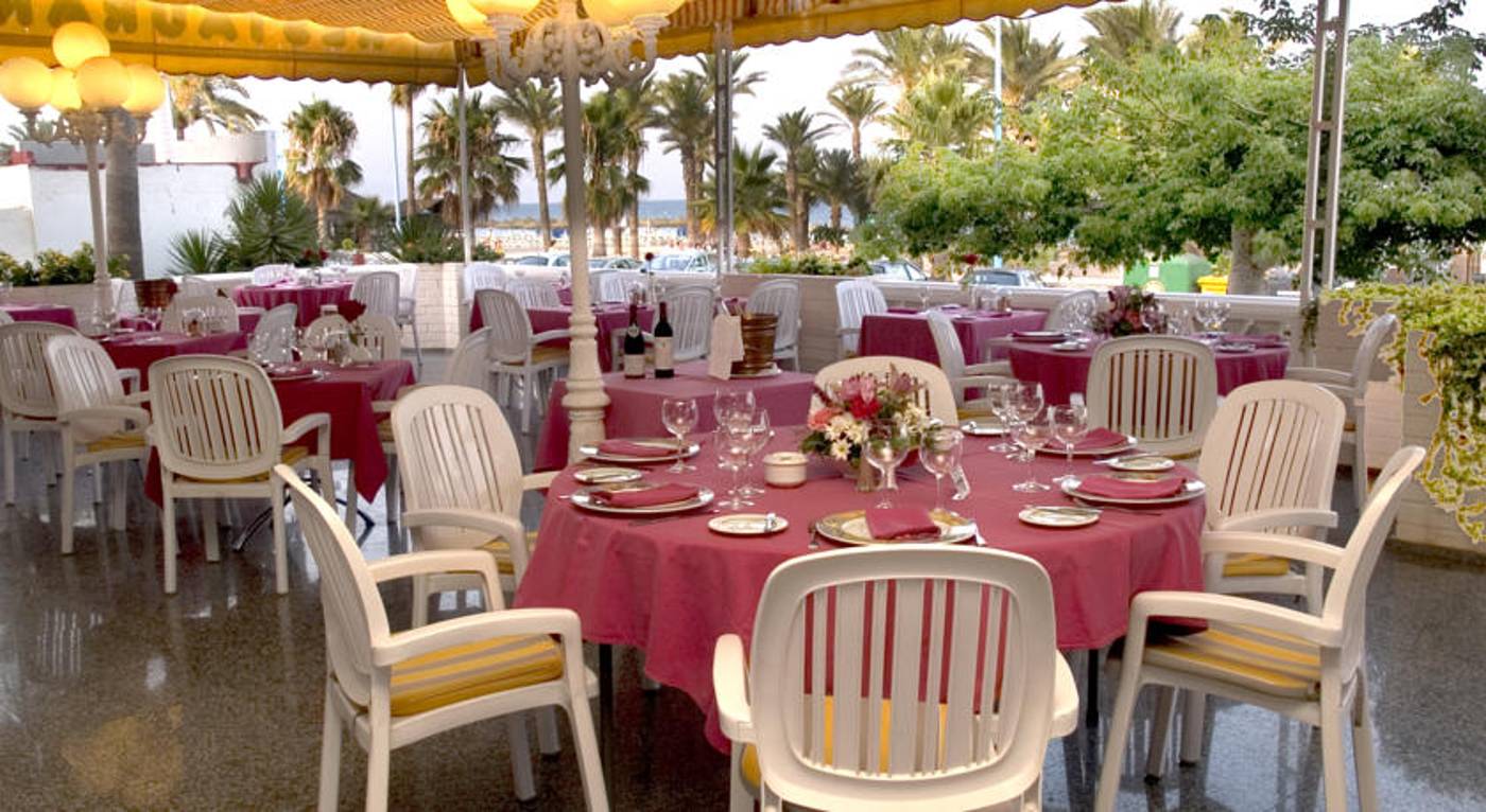 Bajondillo-Restaurant-9