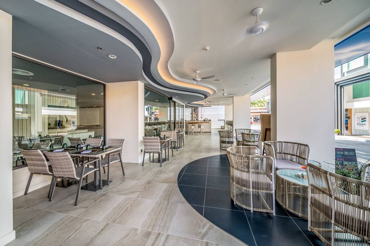 Hotel Clover Patong Phuket-Thailand-Phuket-Lobby-6