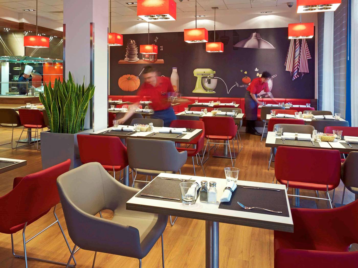 ibis-Warszawa-Reduta-Restaurant-26