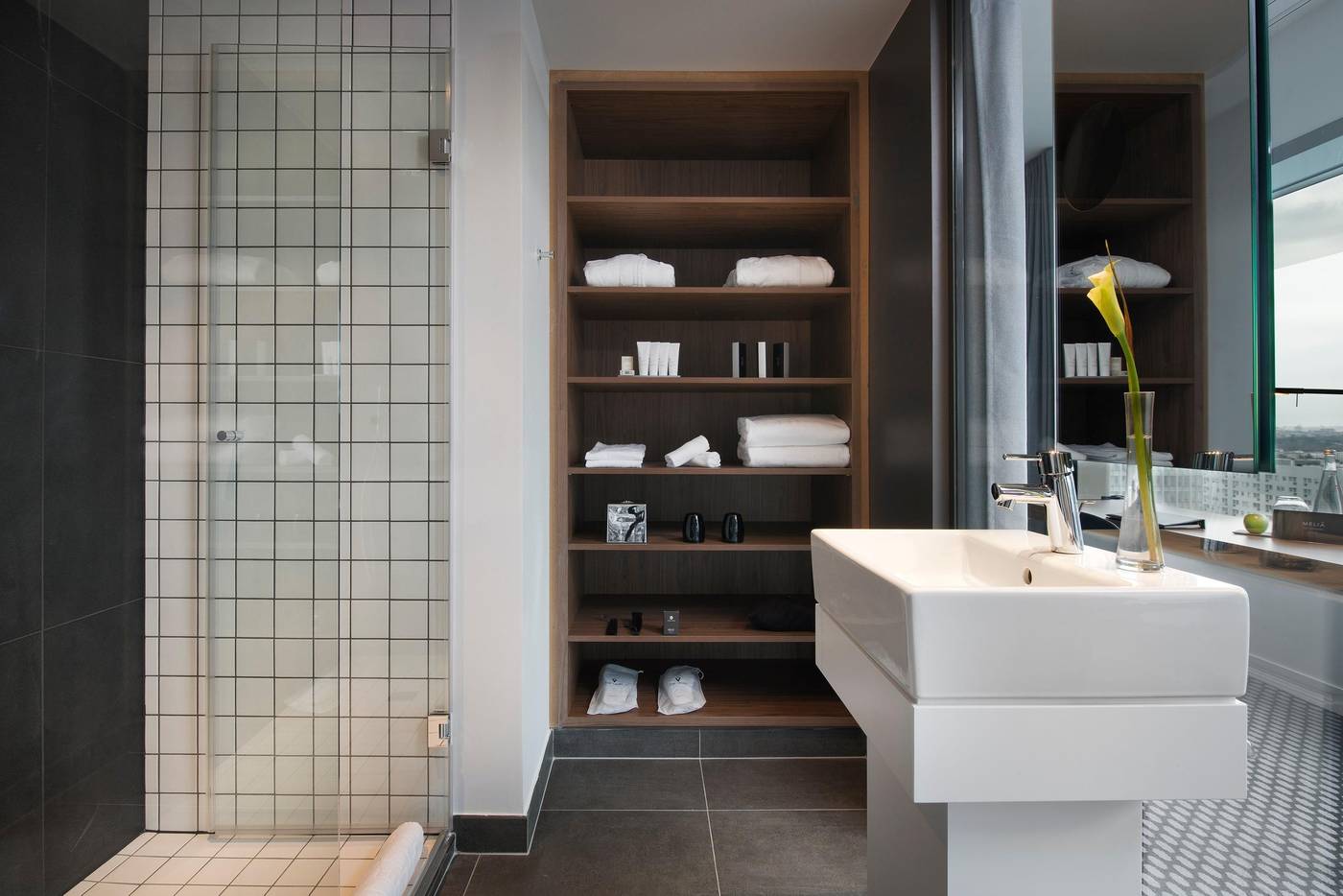 Melia-Paris-La-Defense-Room-53