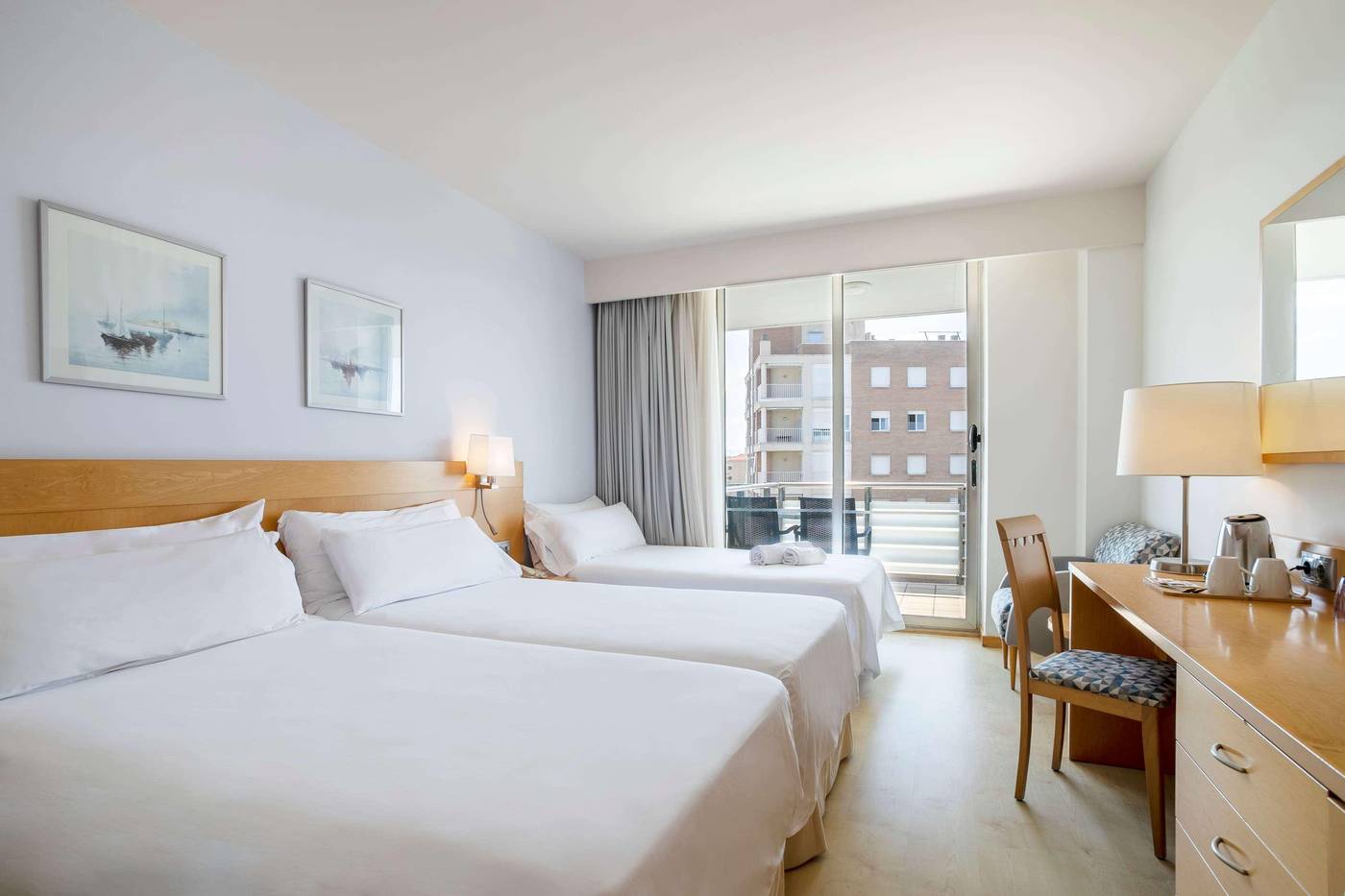 Sol-Port-Cambrils-Hotel-Room-36