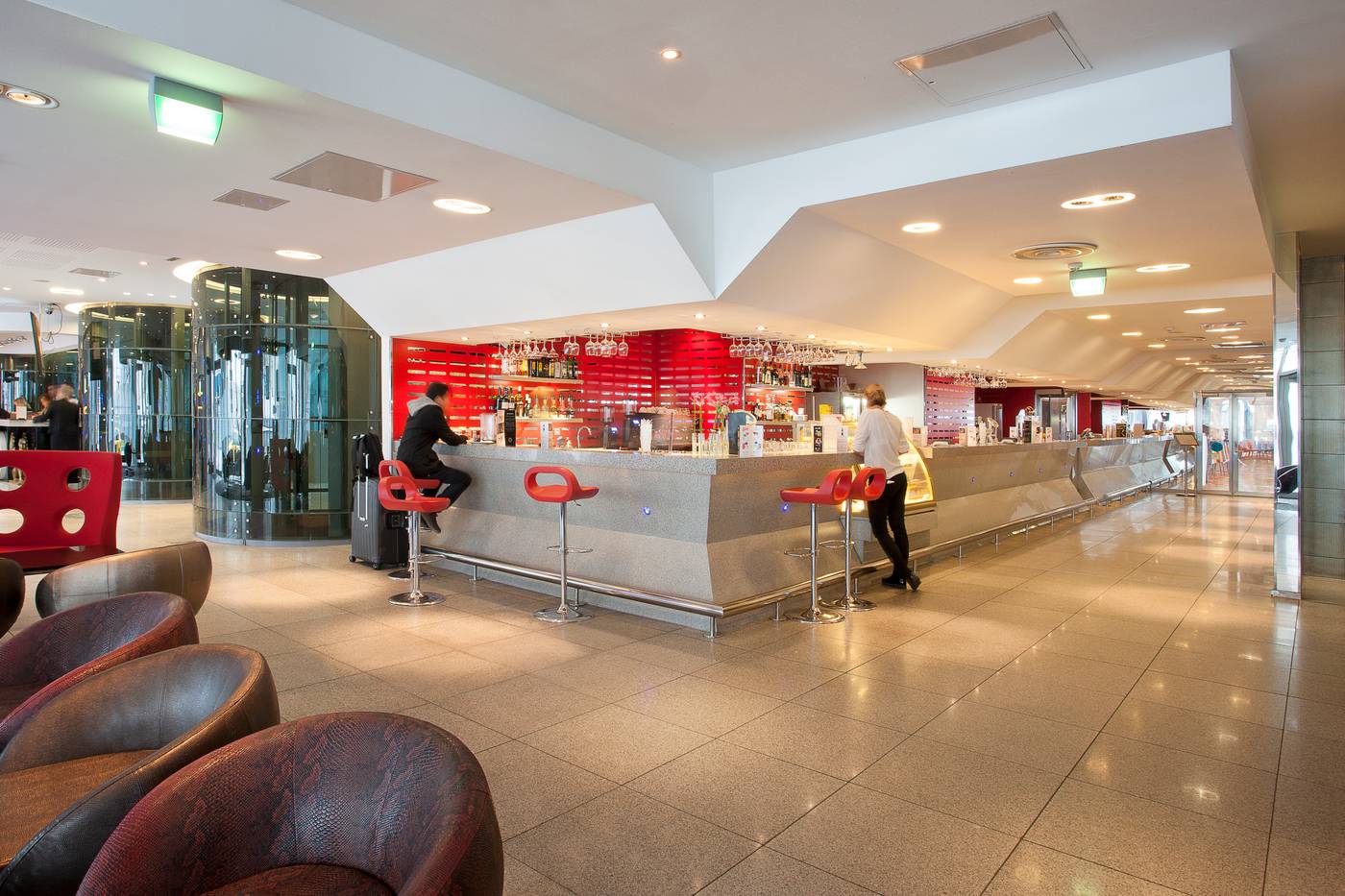 Tallink-Spa---Conference-Hotel-Bar-17