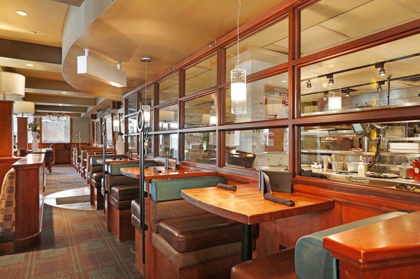 Sandman-Hotel-Vancouver-Airport-General-view-43