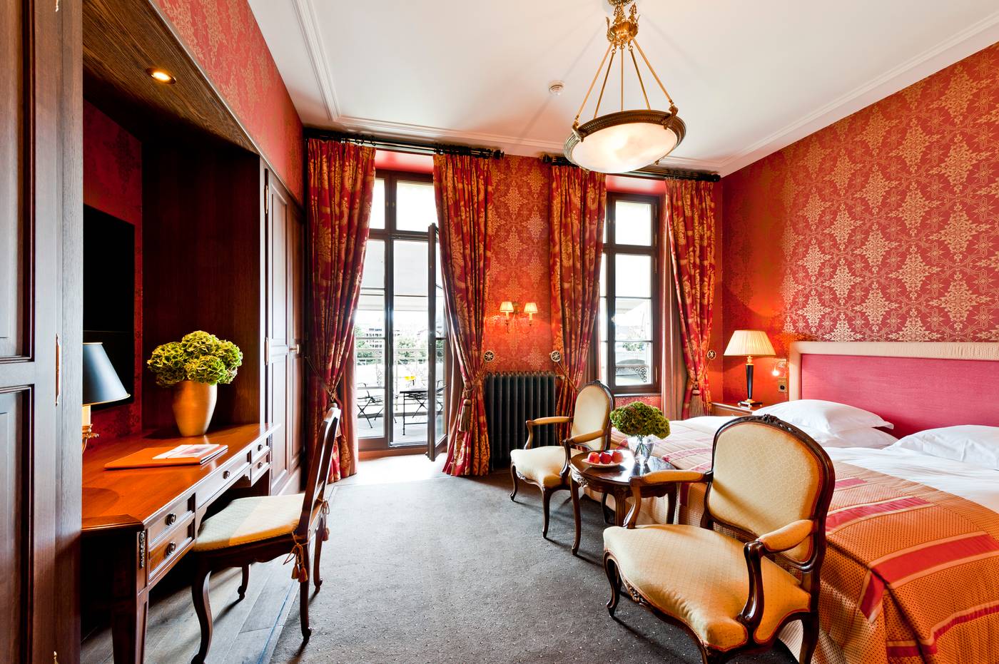 Grand Hotel Les Trois Rois-Switzerland-Basel-General view-4