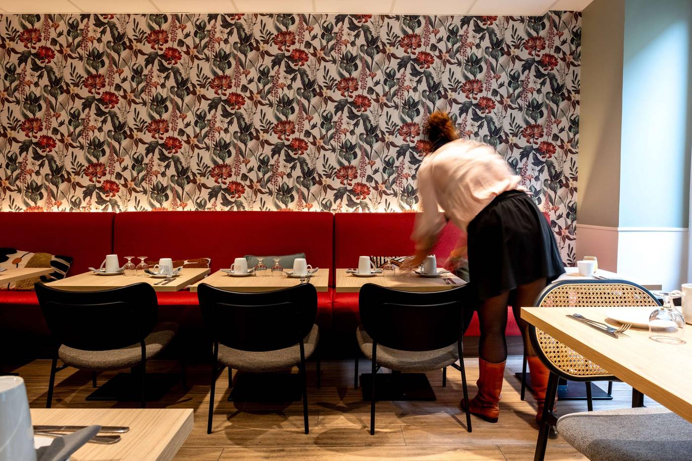 Kyriad-Par----s-10---Canal-Saint-Martin--R----publique-Restaurant-69