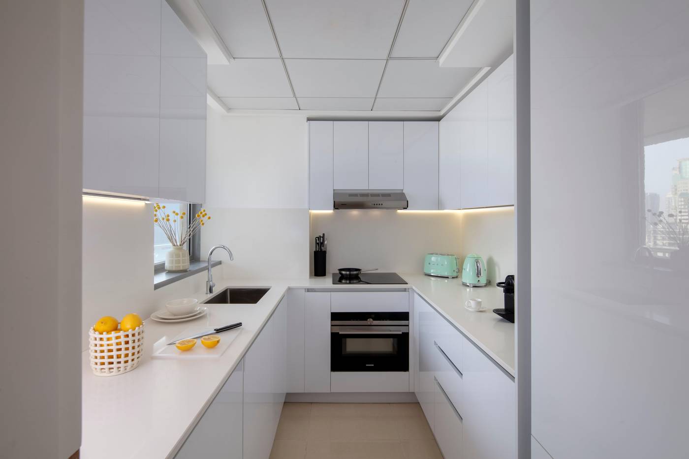 Staybridge-Suites-Dubai-Internet-City-Room-24