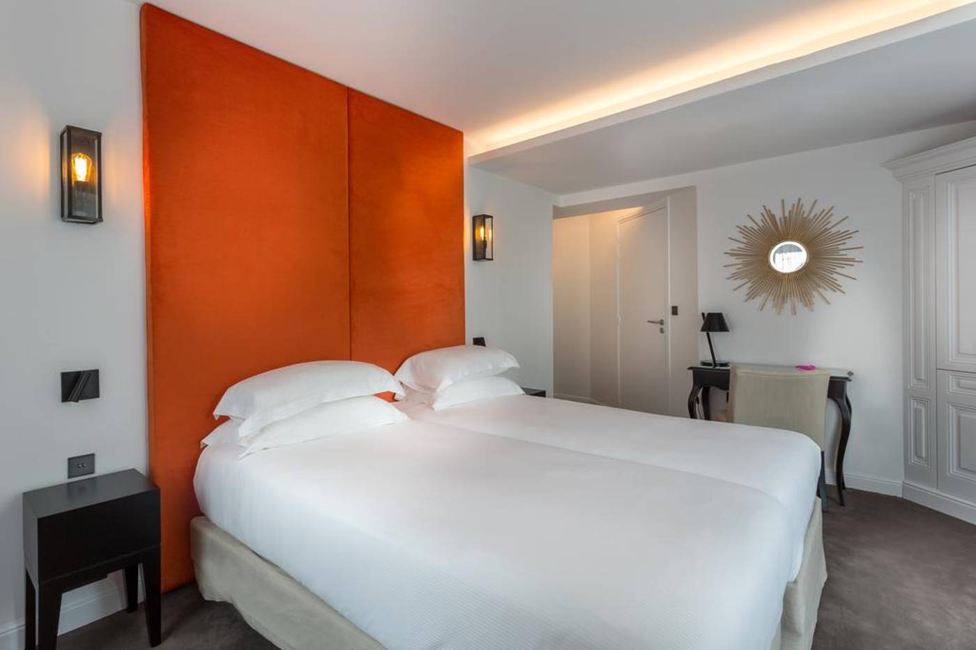 Hotel-La-Comtesse-Room-3