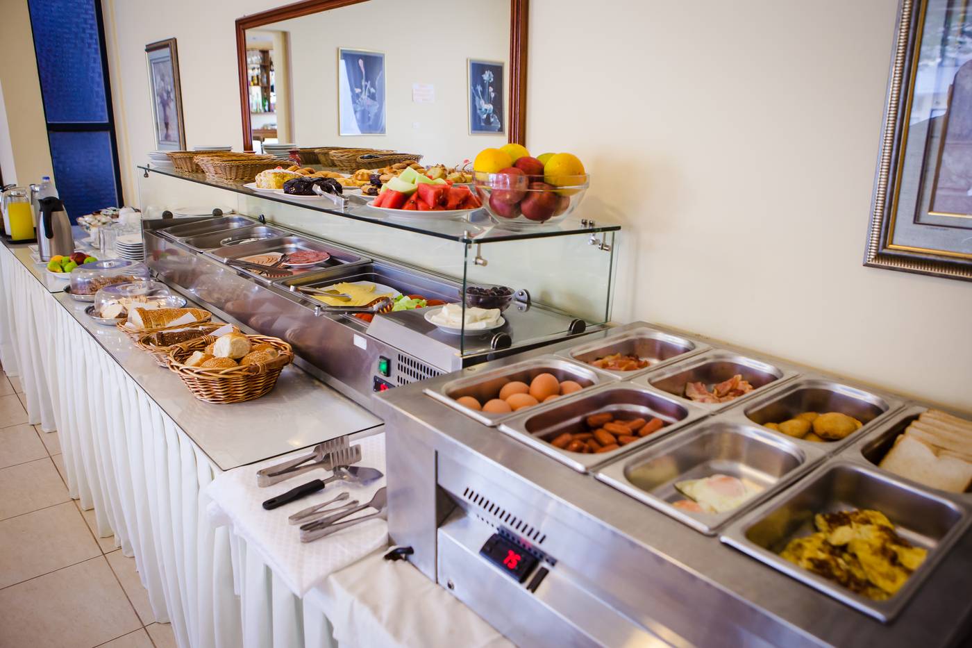 Cretan-Sun-Hotel-Apartments-Restaurant-32