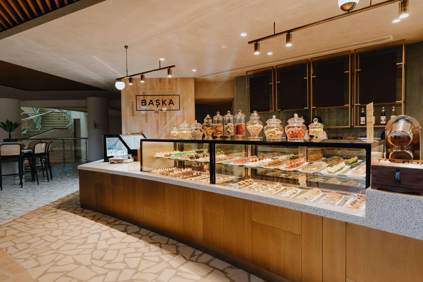 Barut-Kemer-Resort-Lobby-54