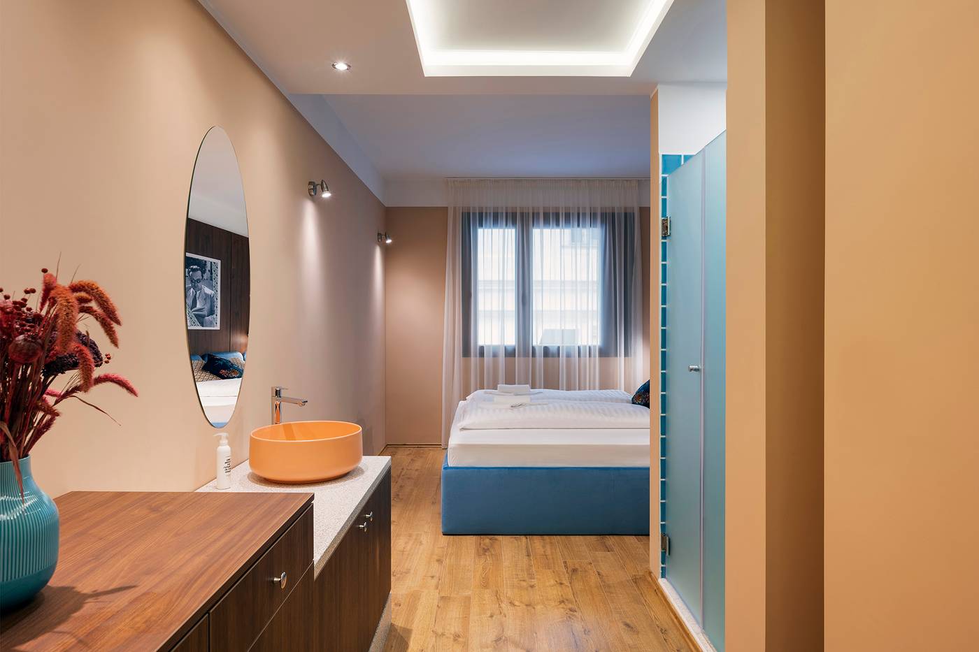 The-Magazine-Rooms-Room-10