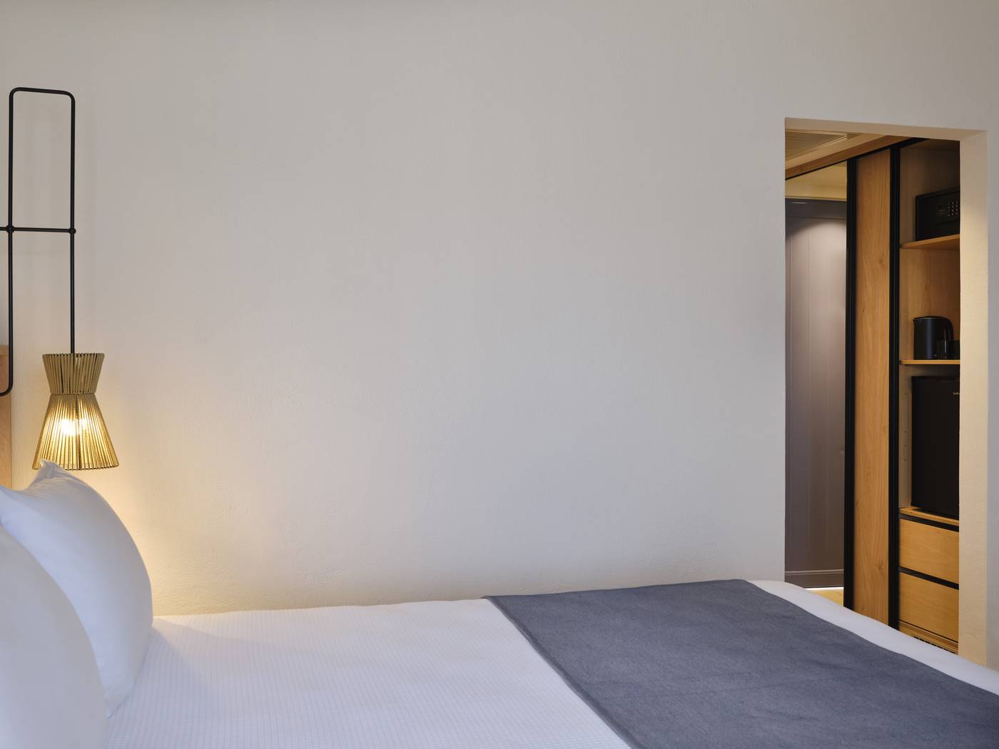 Atlantica-Ocean-Beach-Resort-Room-30