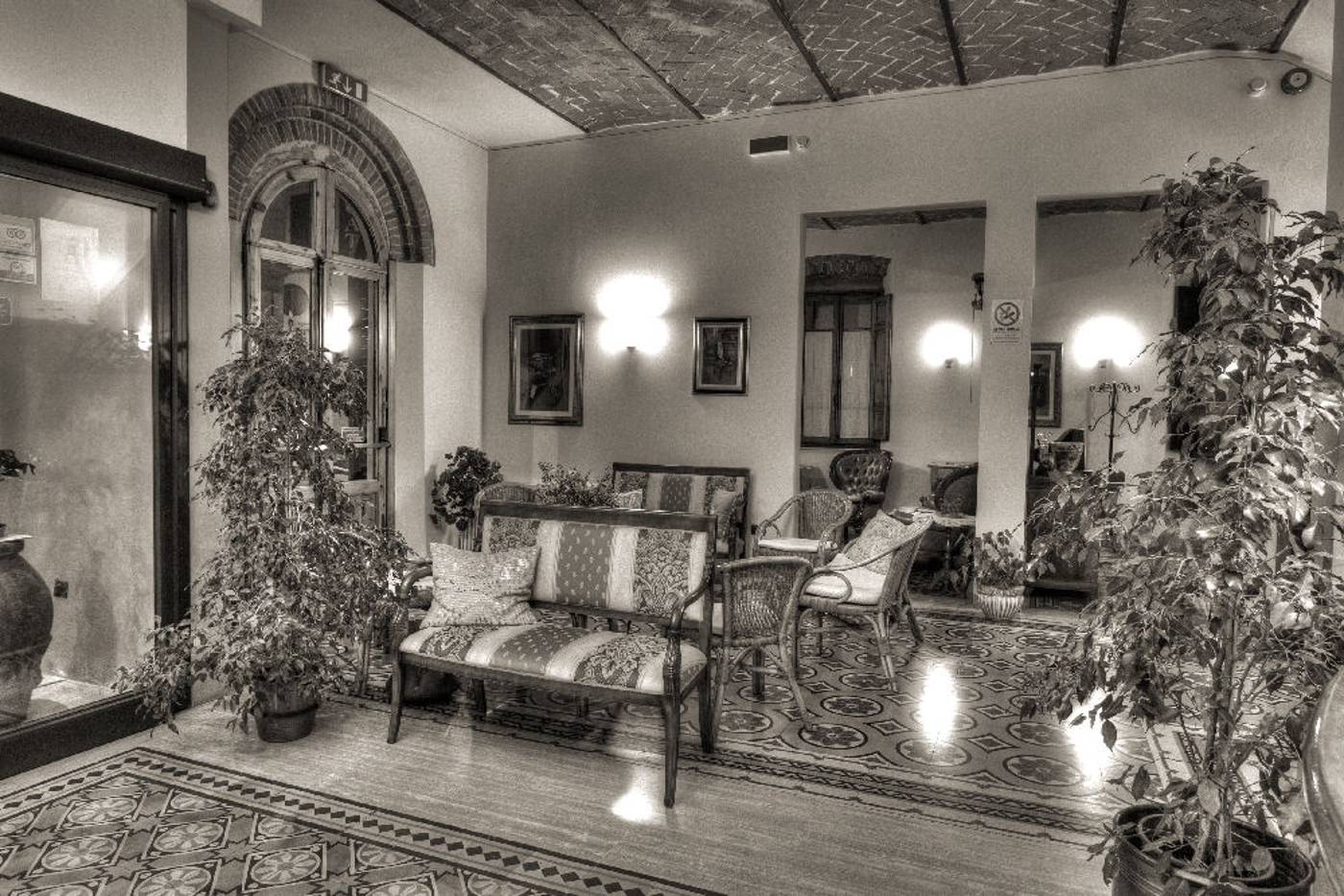 Hotel Savoia & Campana-Italy-MONTECATINI TERME-Lobby-4