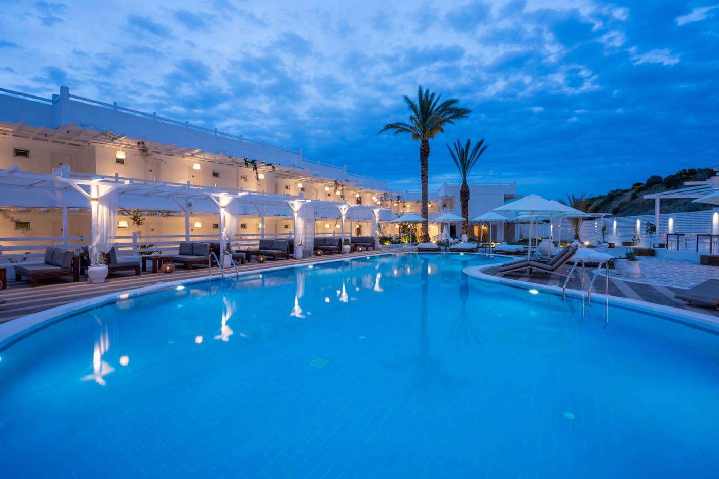 Aloe-Hotel-Faliraki---Adults-Only-Pool-6