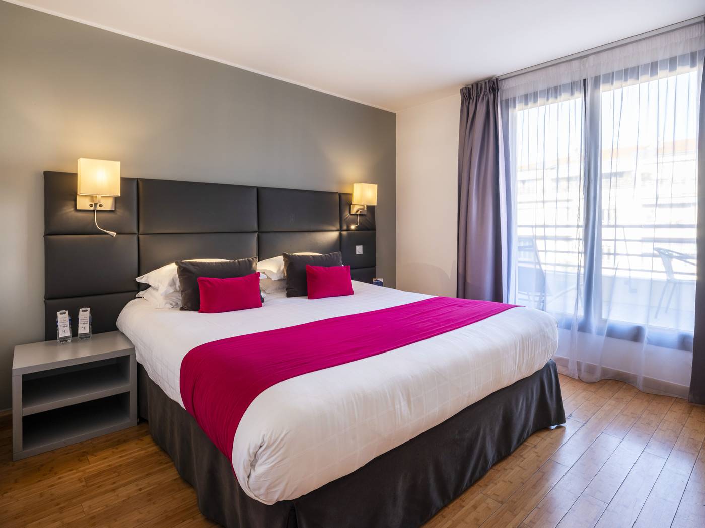 Nice-Riviera-Room-10