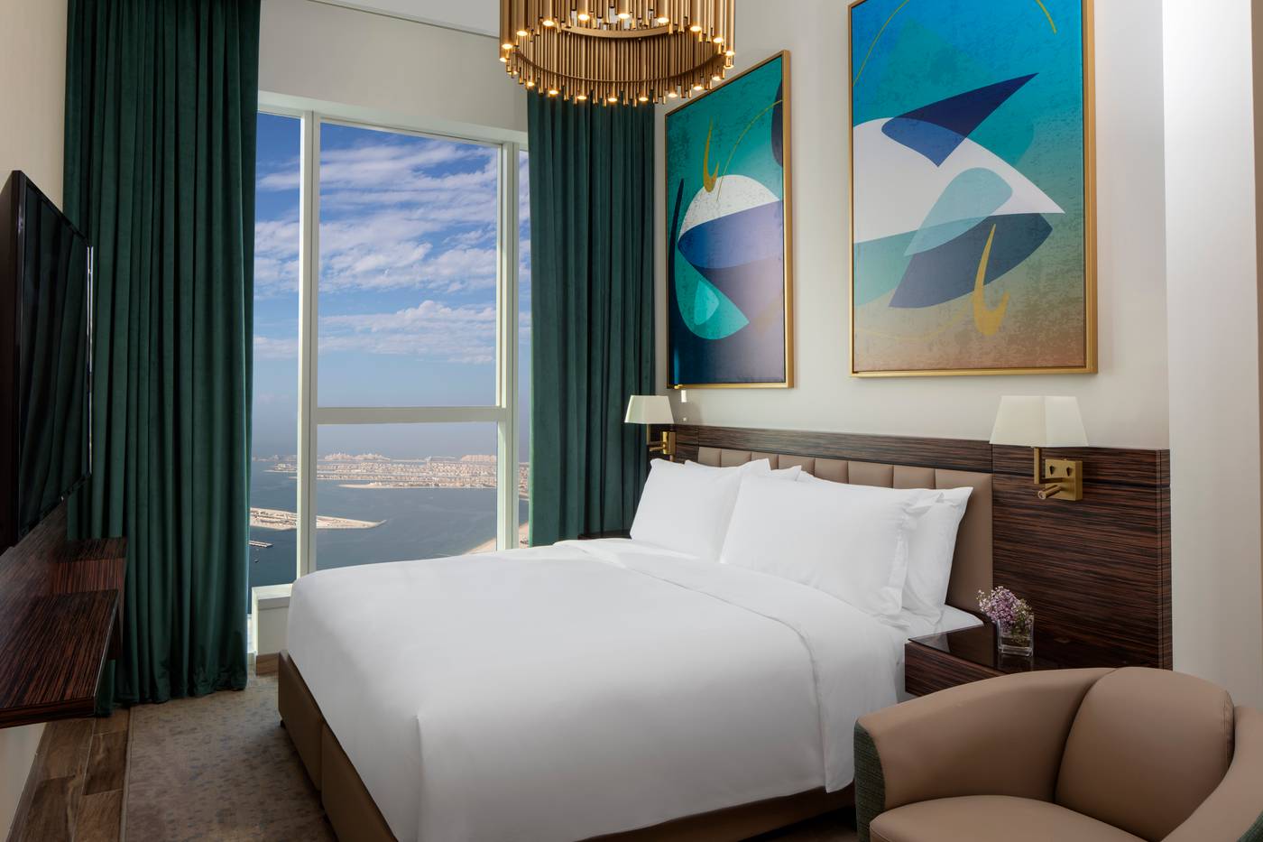 Avani-Plus-Palm-View-Dubai-Hotel-and-Suites-Room-12