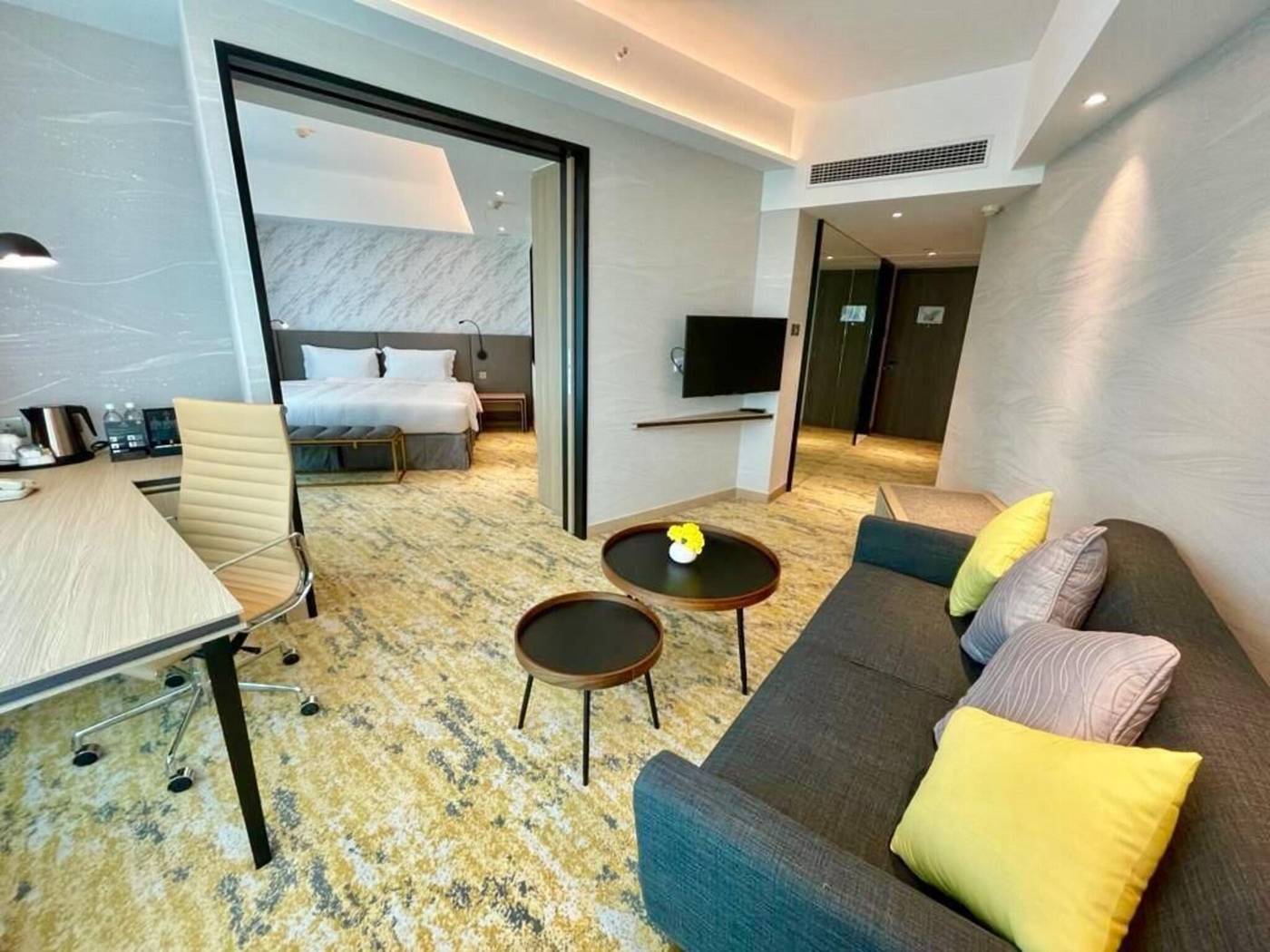 Park-Hotel-Hong-Kong-Room-18