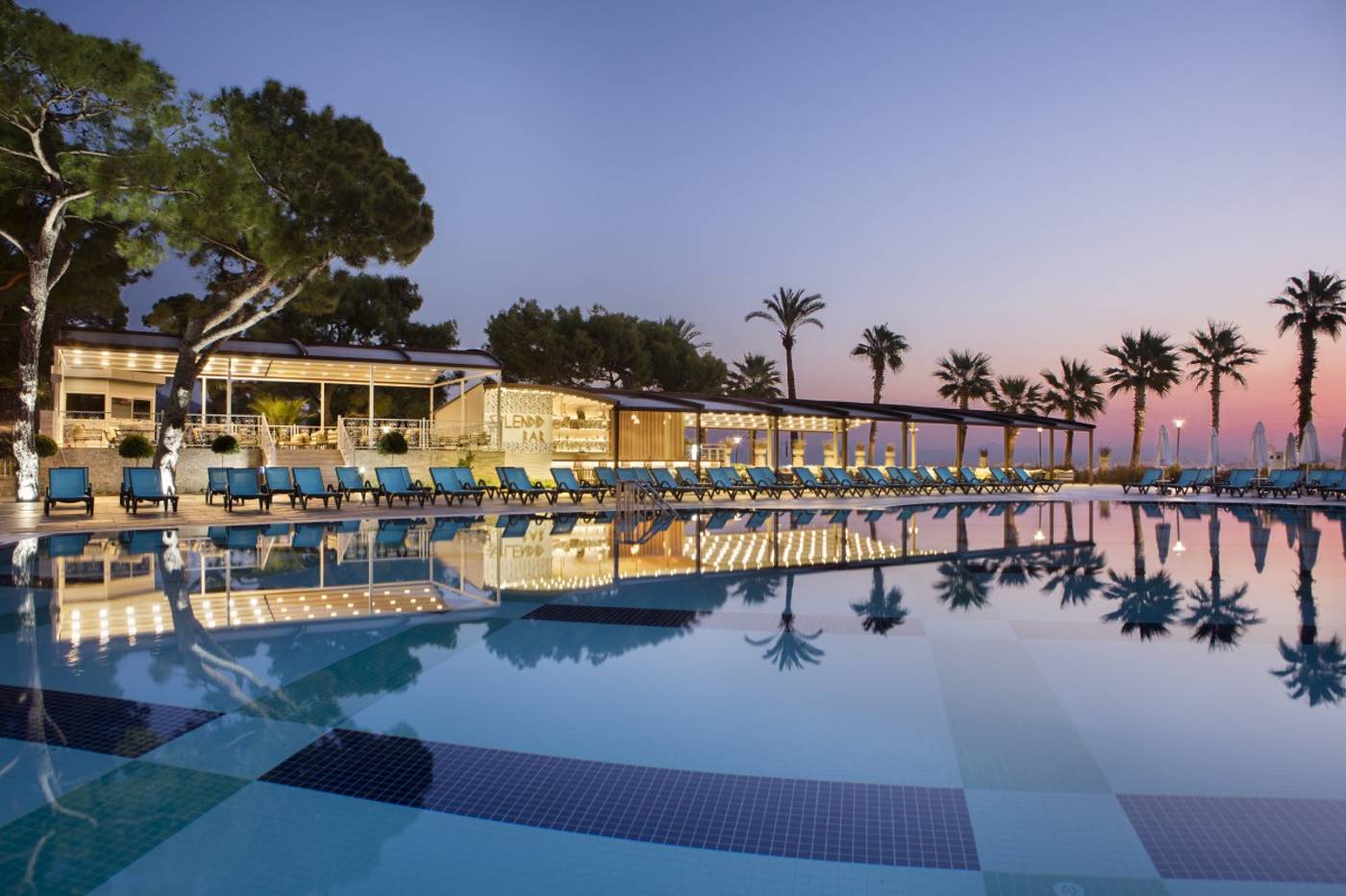 Nirvana-Mediterranean-Excellence-Pool-6