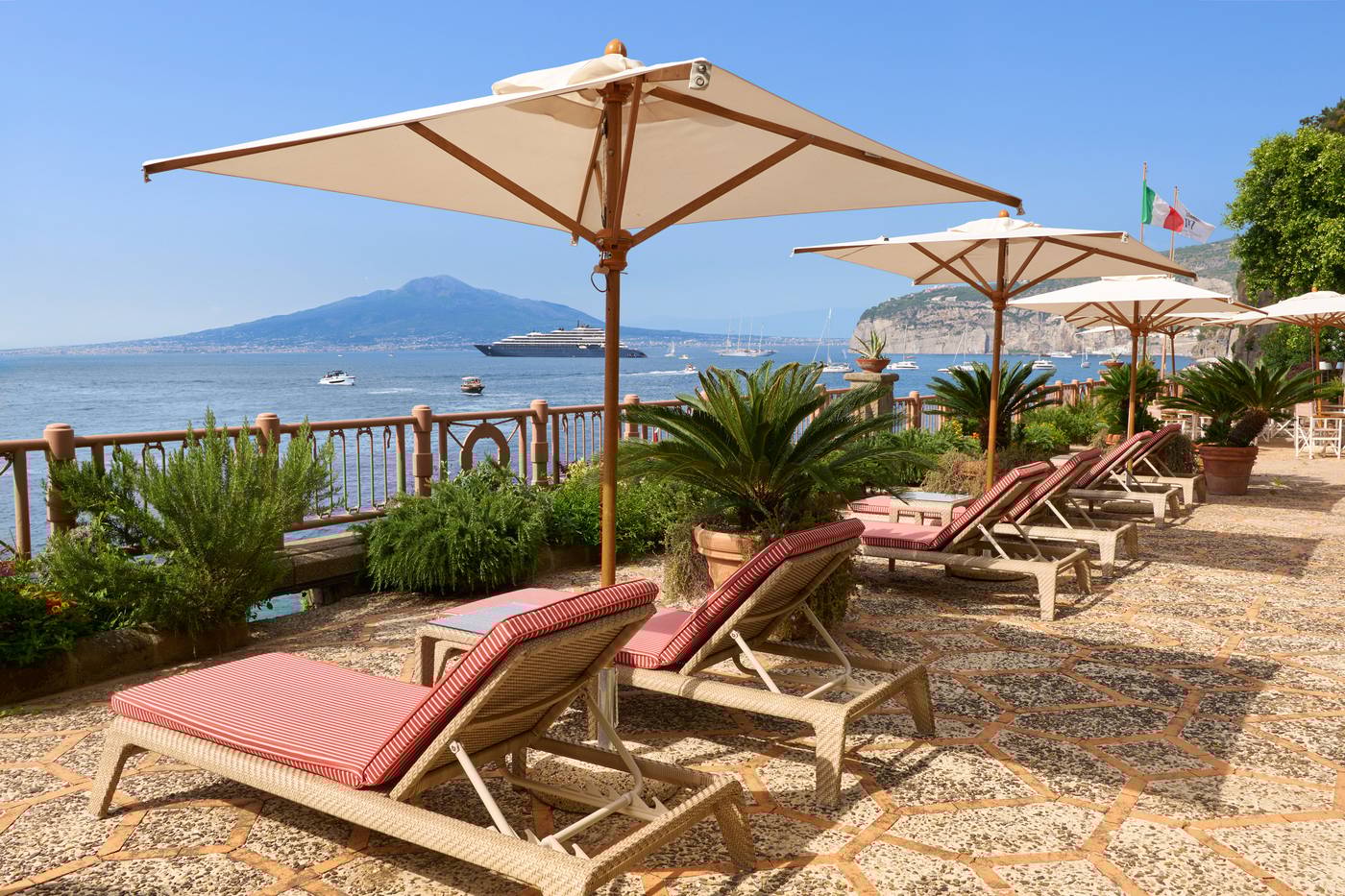 Grand-Hotel-Royal-Beach-74