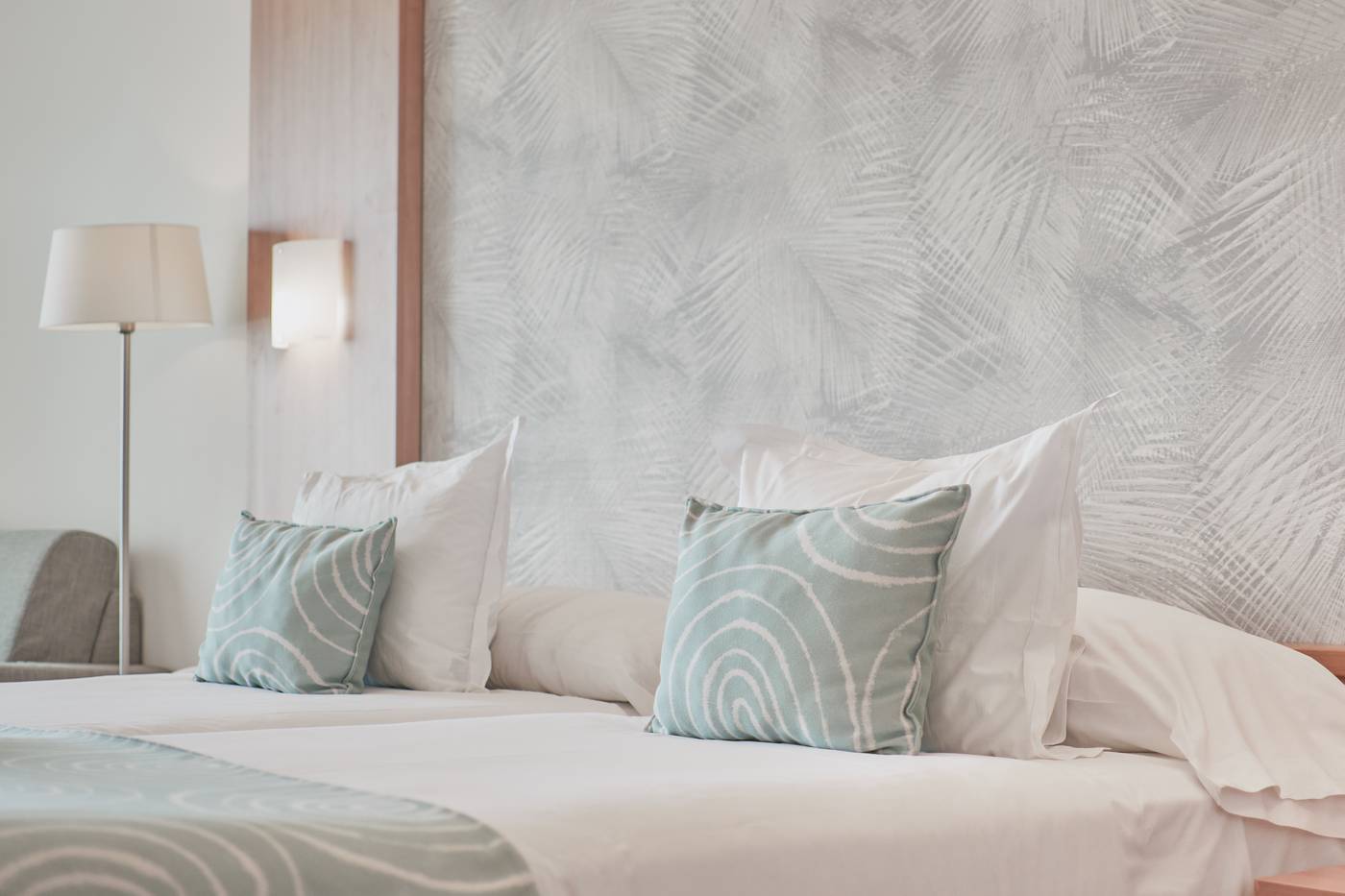 Gloria-Palace-San-Agustin-Room-14