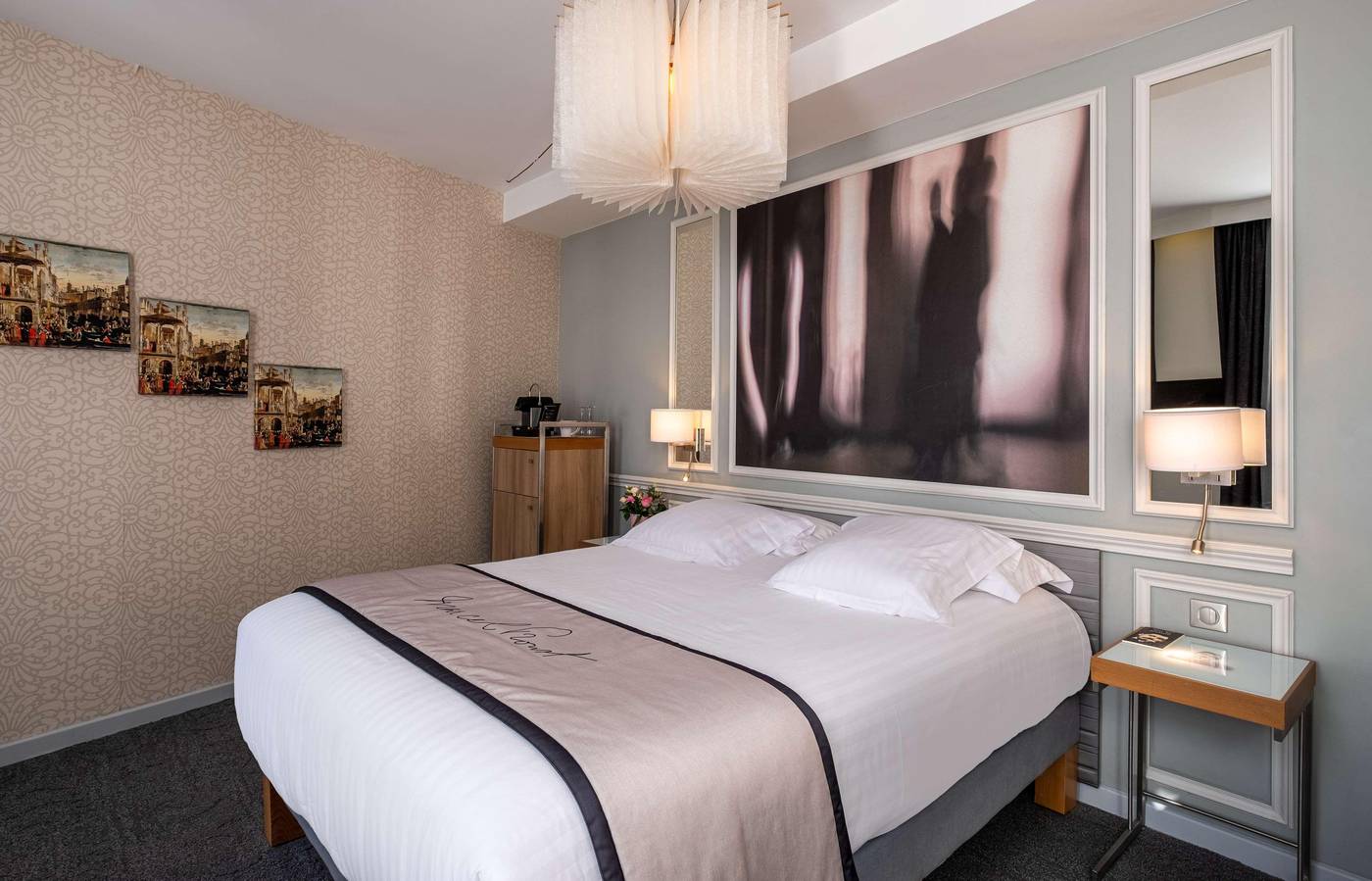 Hotel-Litteraire-Le-Swann--BW-Premier-Collection-Room-24