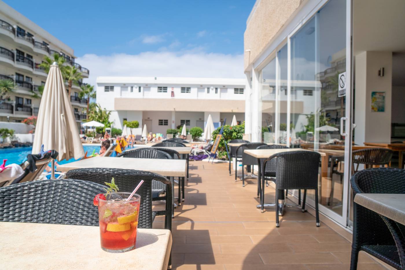 Coral-California-Terrace-6