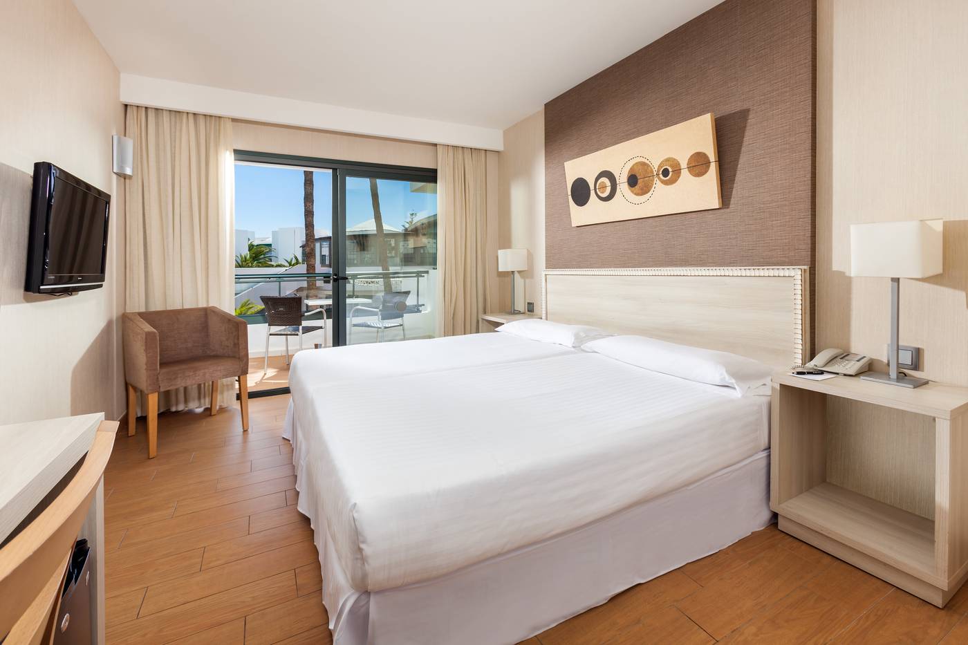 Be-Live-Experience-Lanzarote-Beach-Room-10