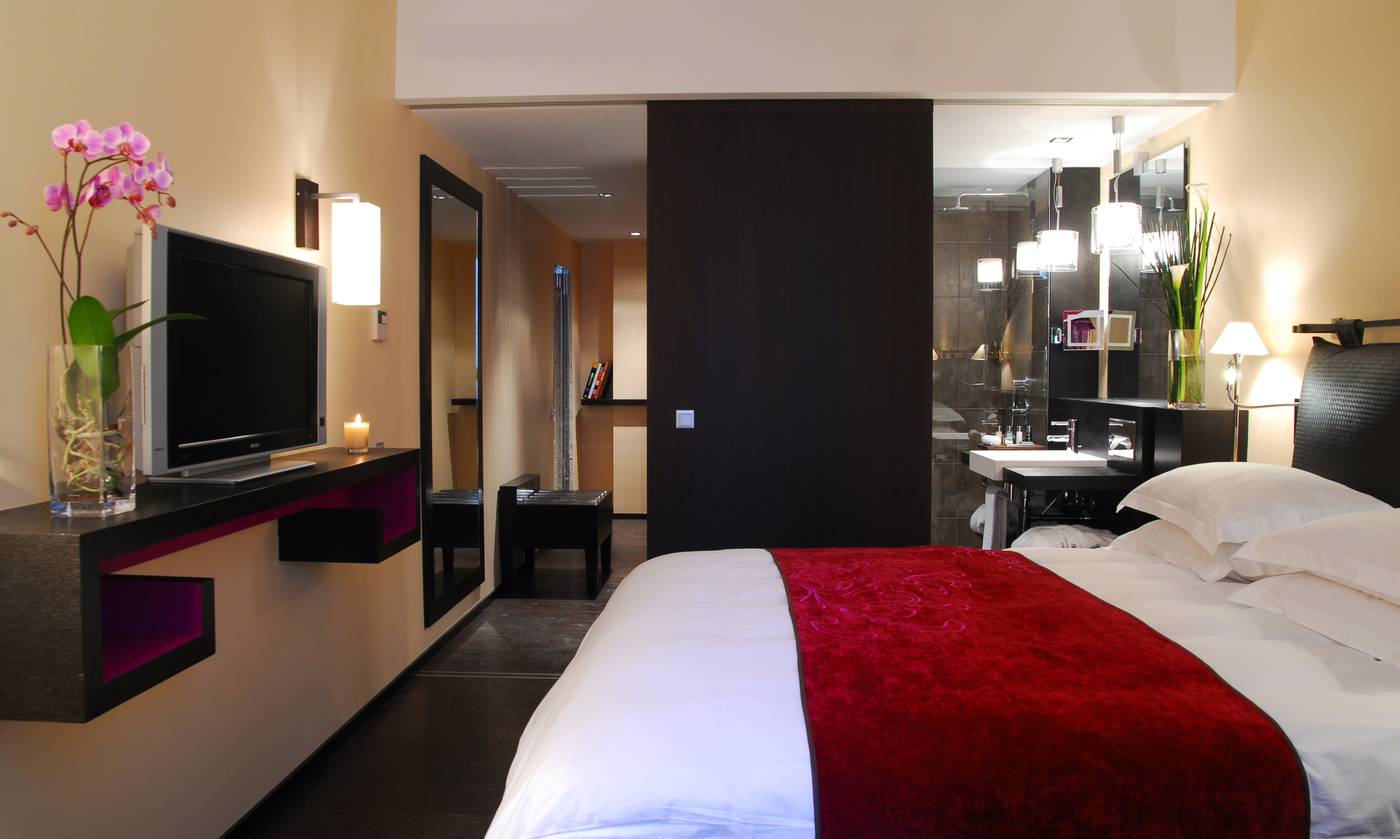 Eastwest-Hotel-Room-5