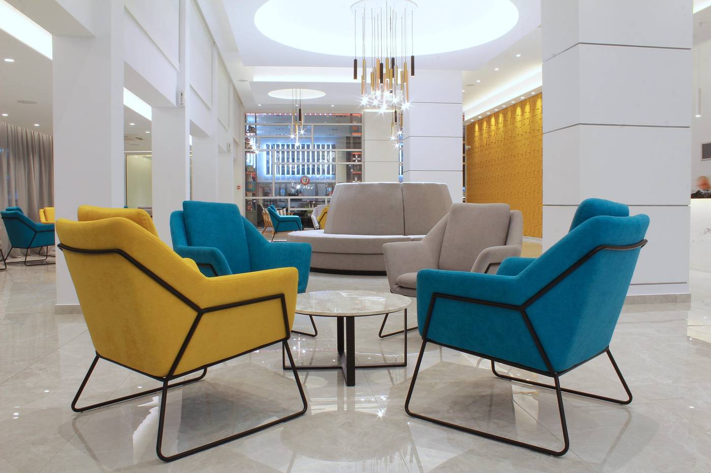 Kapetanios-Bay-Hotel-Lobby-19