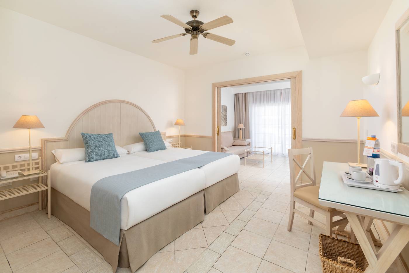 Gran-Castillo-Tagoro-Family---Fun-Playa-Blanca-Room-21