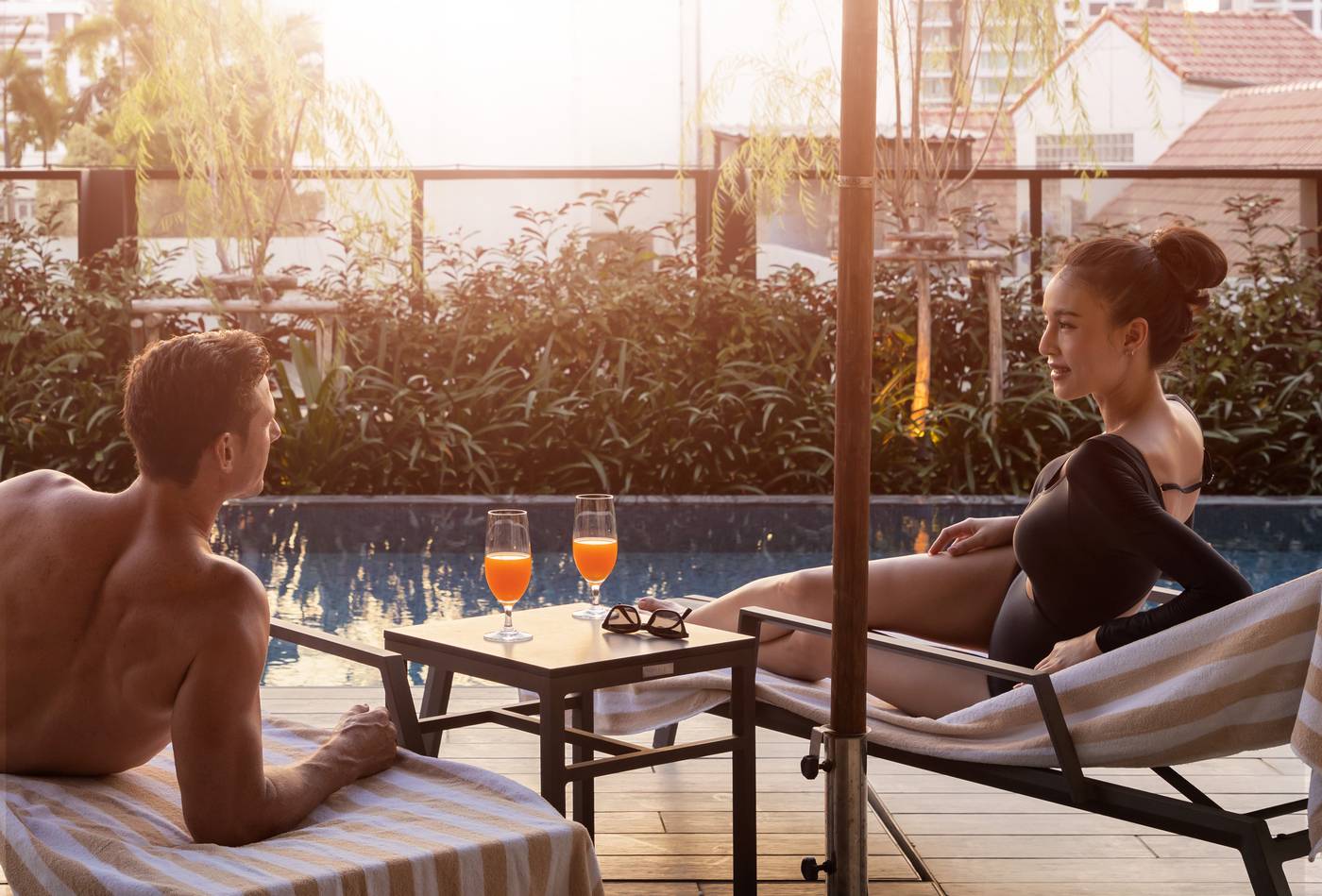 Walton-Suites-Sukhumvit-Pool-55