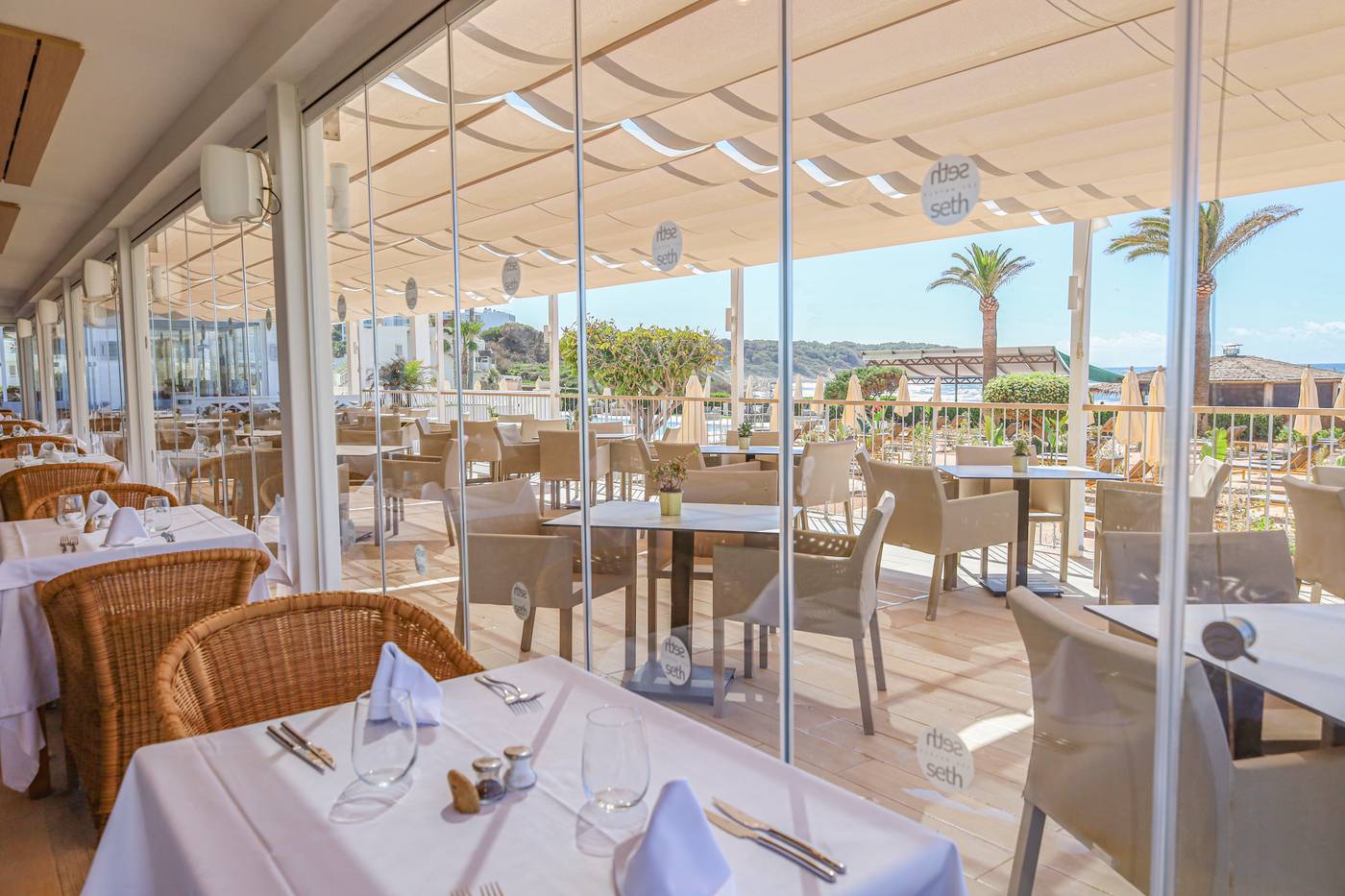 Hotel-55-Santo-Tomas-Restaurant-13