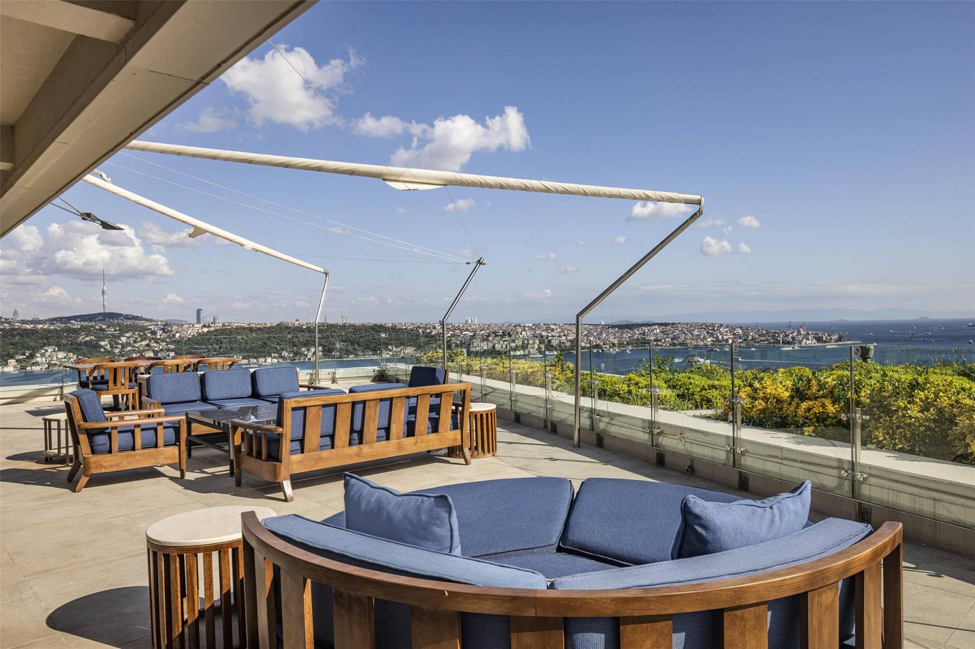 Conrad-Istanbul-Bosphorus-Room-81