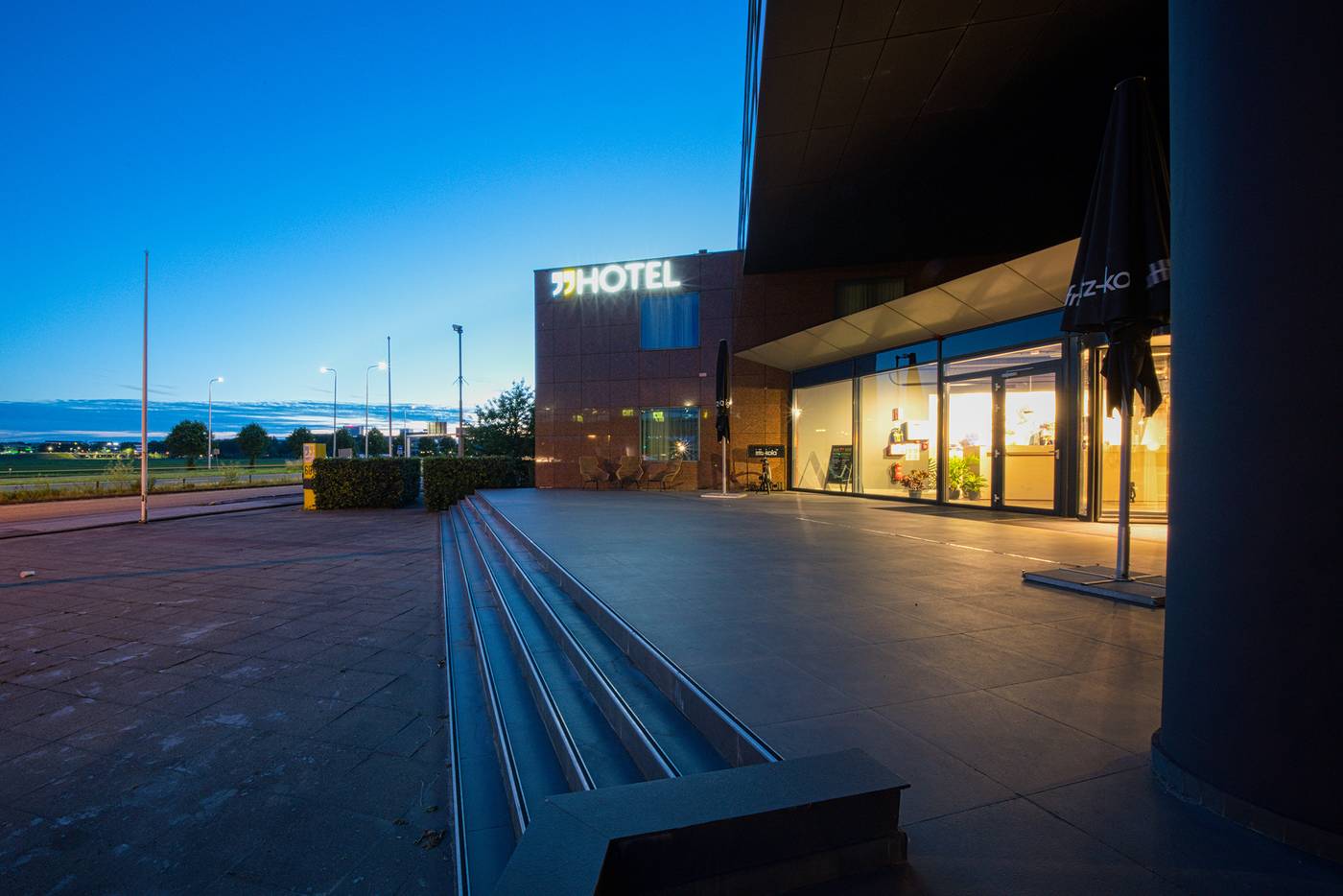 Ninetynine-Amsterdam-Airport--Trademark-Collection-General-view-9