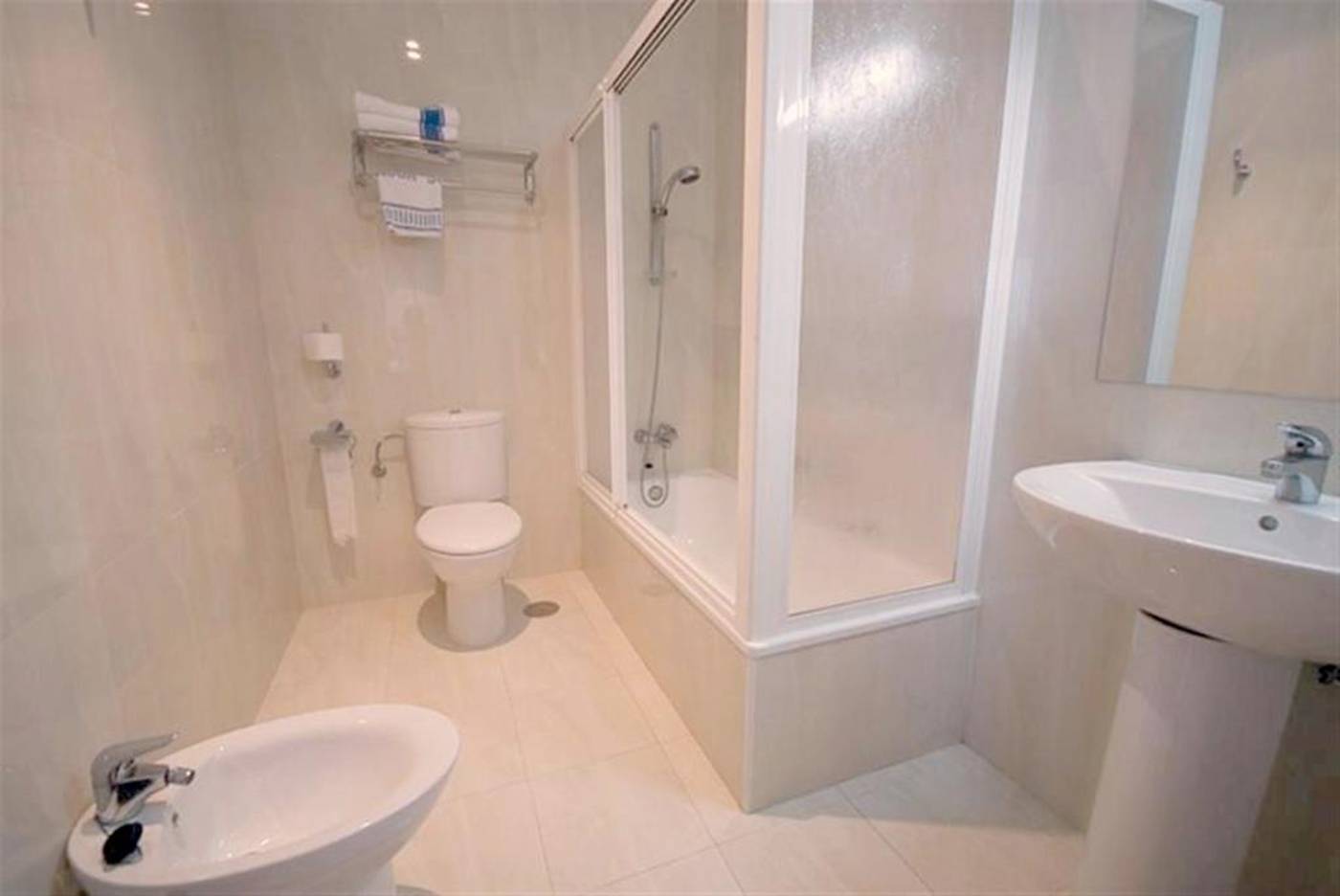 Hotel-Rincon-Sol-Room-17