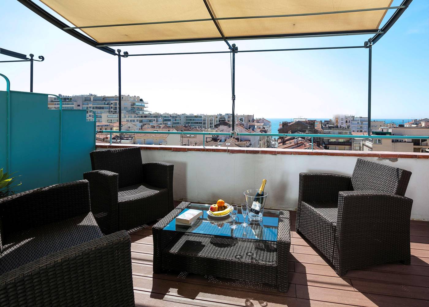 Best-Western-Premier-Mondial-Room-14