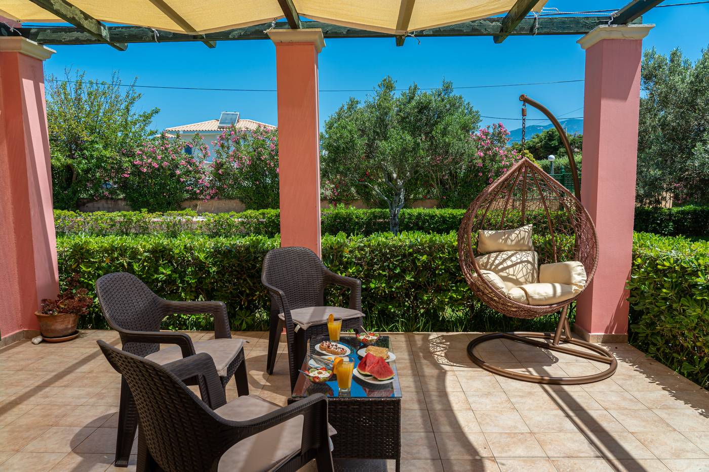 Monambeles-Villas-Room-12