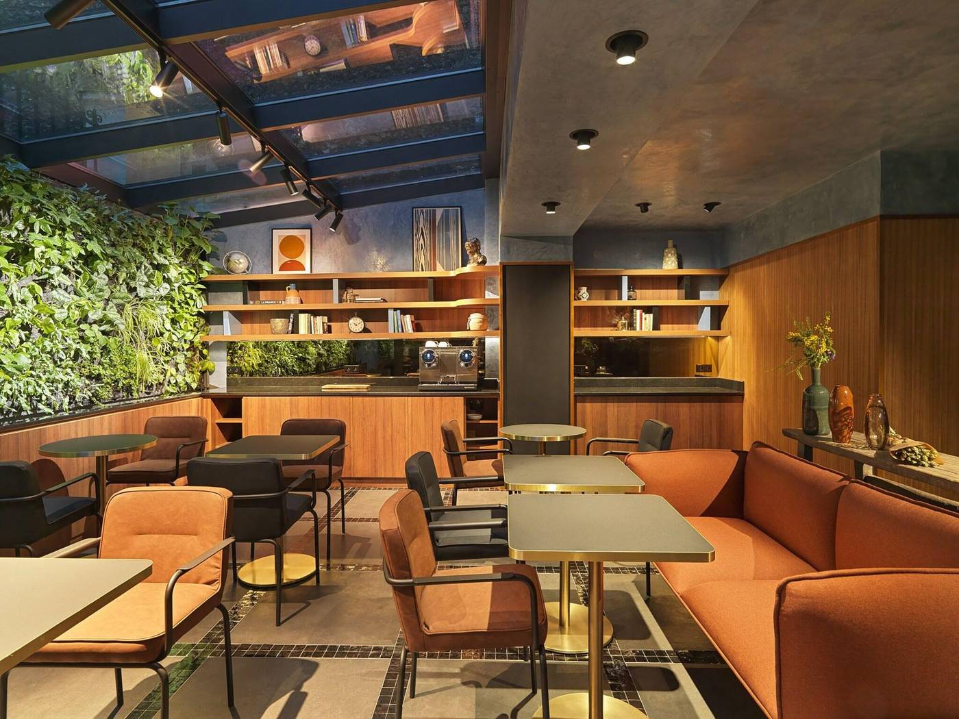 Le-Katorze-Hotel-Restaurant-2