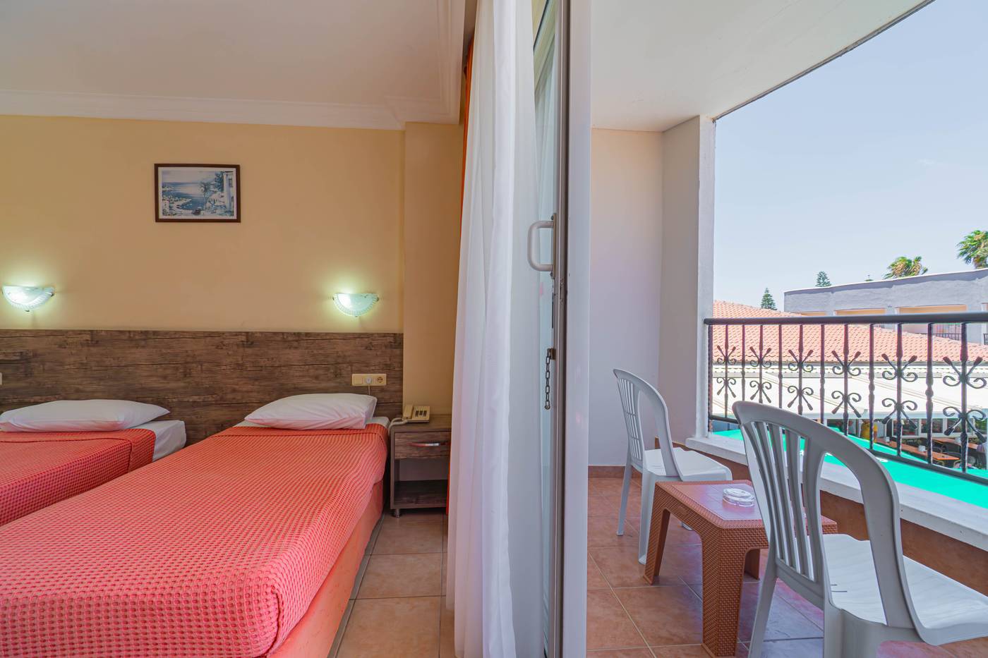 Sayanora-Hotel-Room-39