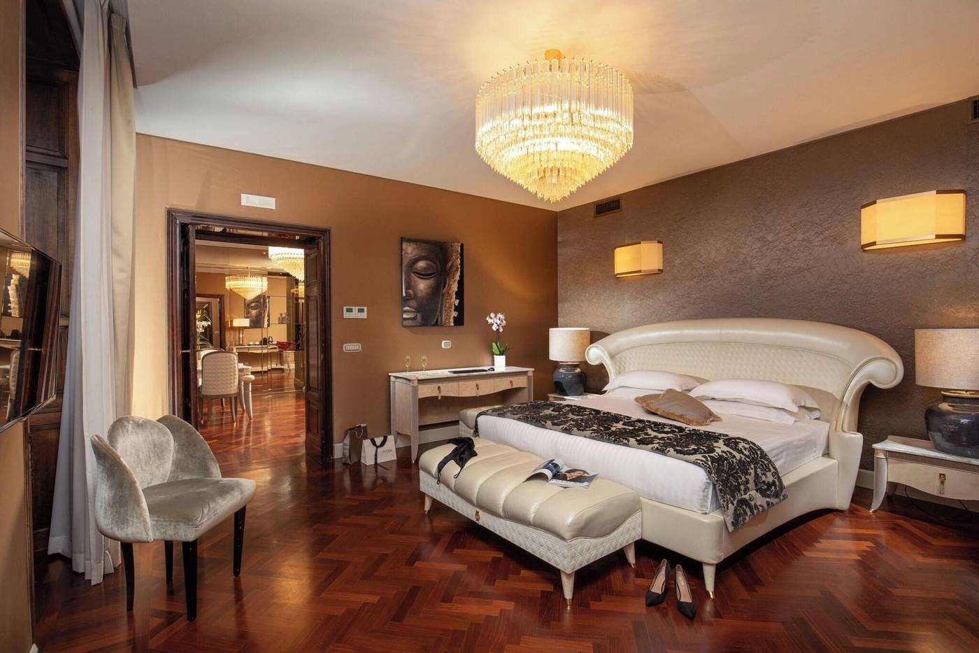 Inn-At-The-Spanish-Steps-Room-35