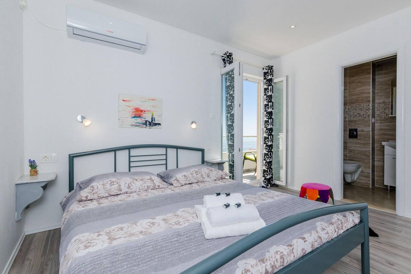 Guest-House-Nikolina-Room-6