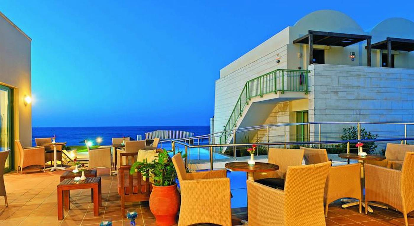 Grand-Bay-Beach-Resort-Terrace-19