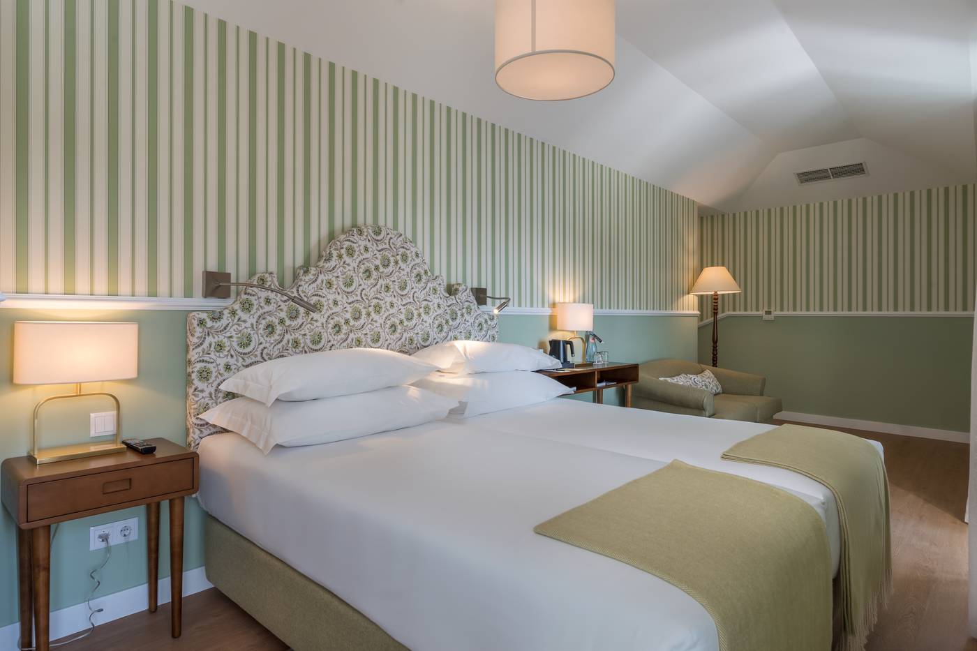 Pestana-Churchill-Bay-Room-18