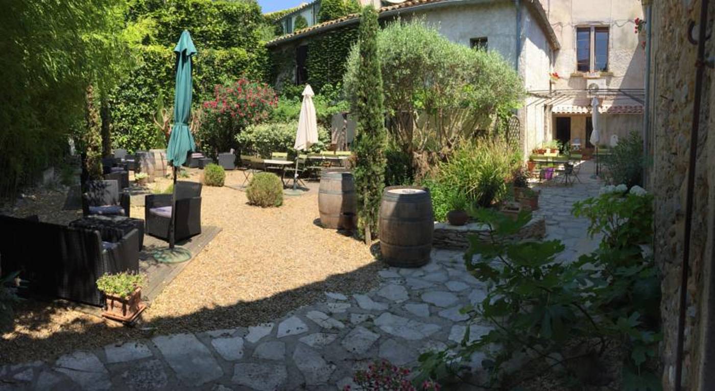 Hotel du Pont Vieux-France-CARCASSONNE-Terrace-10